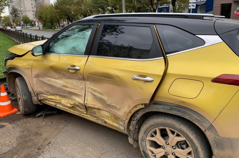 В ДТП с двумя иномарками на Октябрьском проспекте пострадал 6-летний ребенок в Кирове