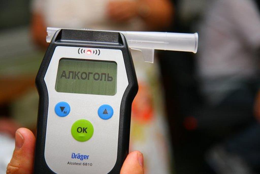 Более 4 тысяч пьяных водителей и 1700 отказников пойманы в 2016 году