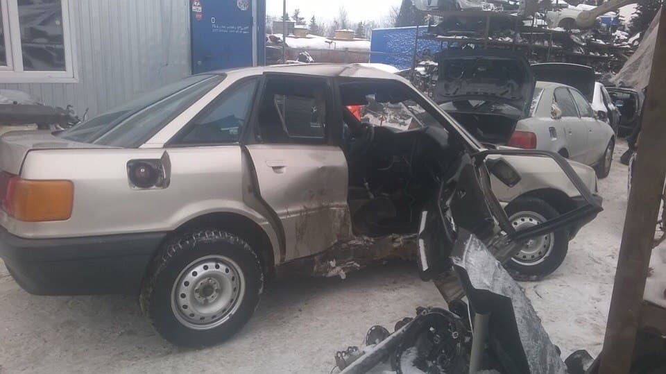 ДТП на Ломоносова: Mercedes разворотил Audi