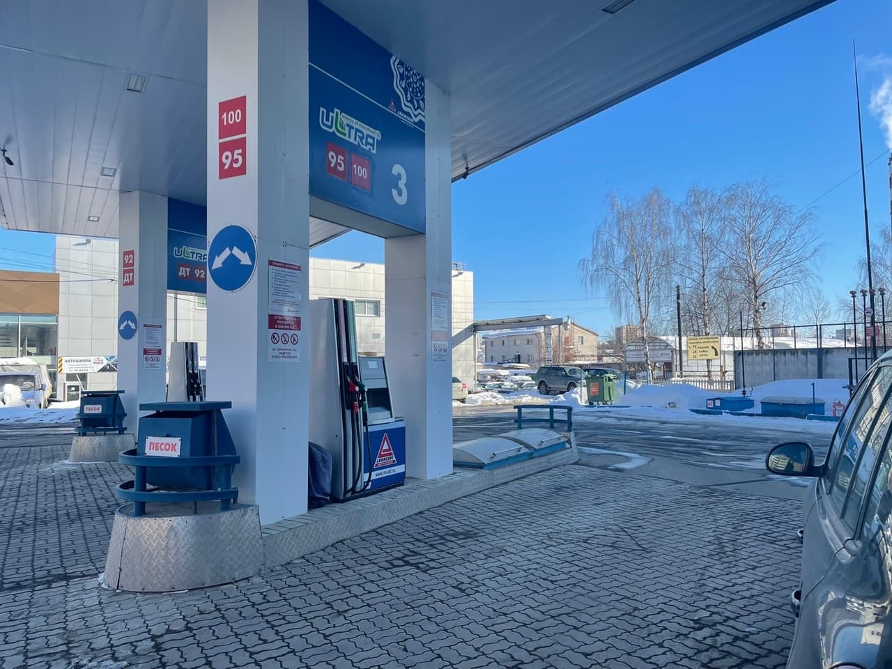 В Госдуме предложили ввести госконтроль за ценами на бензин