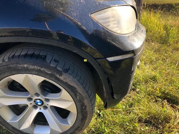 Кировские приставы выставили на продажу BMW X6 за 1,4 млн рублей