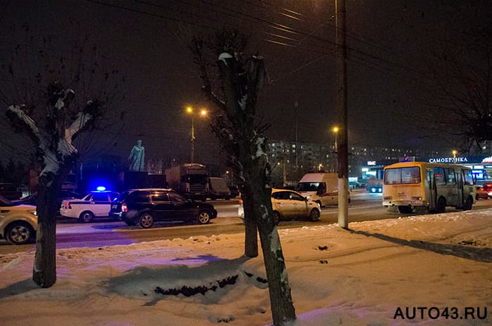 На улице Воровского, возле Коневского рынка сбили пешехода 