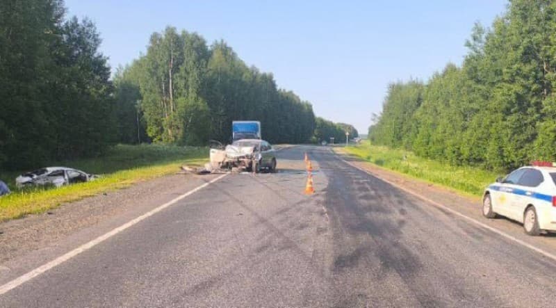 Массовая авария в Яранском районе унесла жизни двух человек