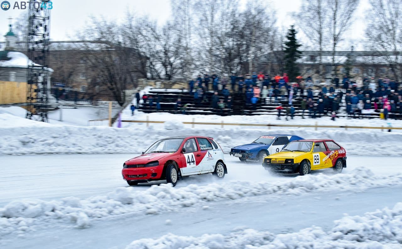 Лёд, вода и колея: в Слободском состоялись финальные заезды Кубка АМК «Виктория»