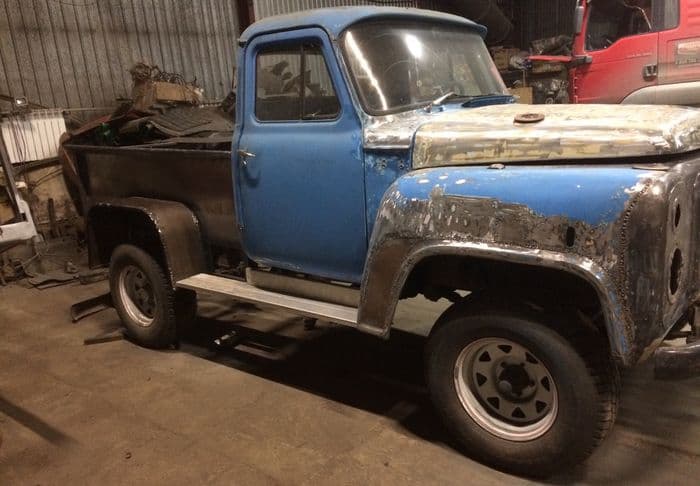  Кировчанин смастерил классический пикап на базе советского ГАЗ-52