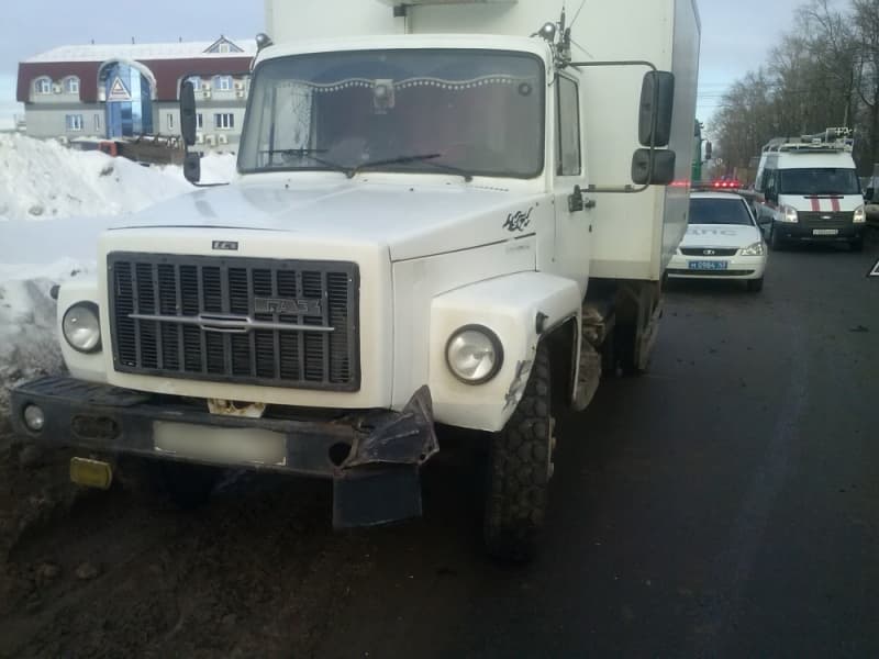 4 машины столкнулись на Производственной
