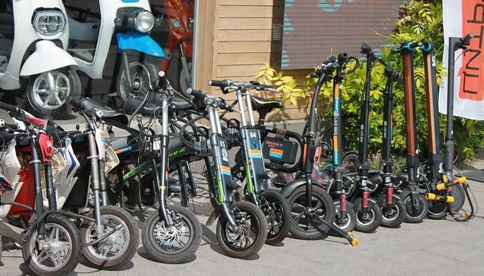 Книжка ПДД станет толще: туда впишут новые транспортные средства