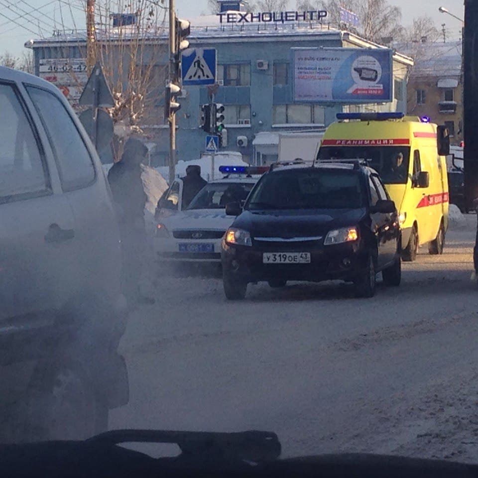 На Воровского мужчина на Lade сбил 22-летнюю девушку