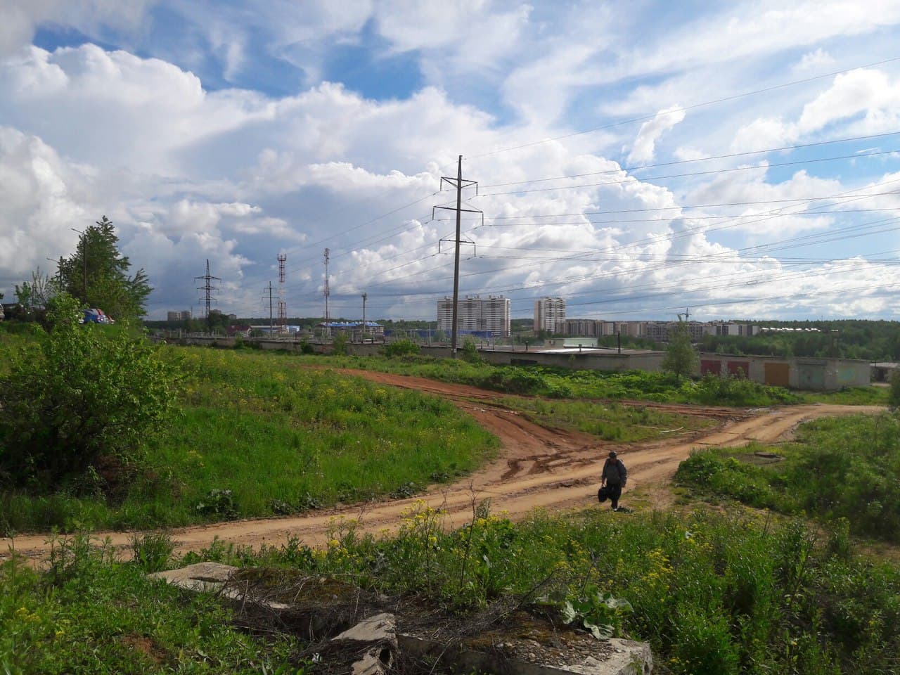 12 грунтовых дорог будет отремонтировано в Кирове