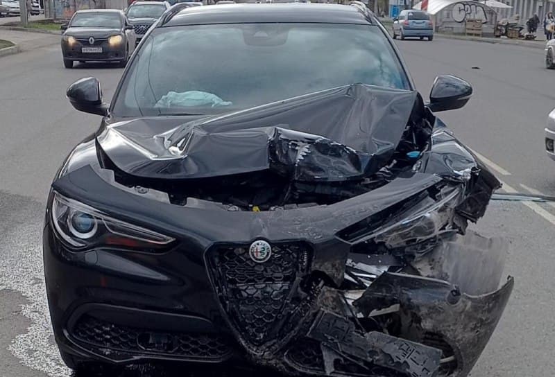 Стали известны подробности ДТП с тремя иномарками на улице Воровского в Кирове