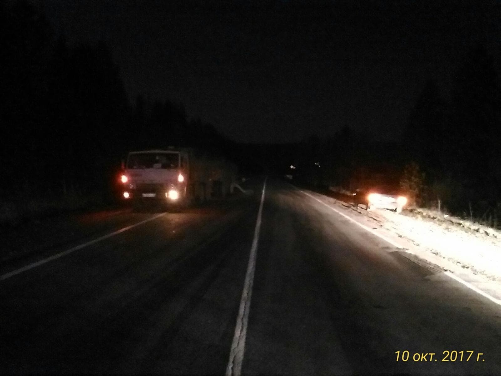 У Верхошижемья столкнулись Mitsubishi и «Камаз». Один человек погиб