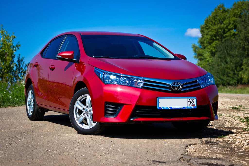 «Болячки у тачки». Toyota Corolla 2013. 11 поколение