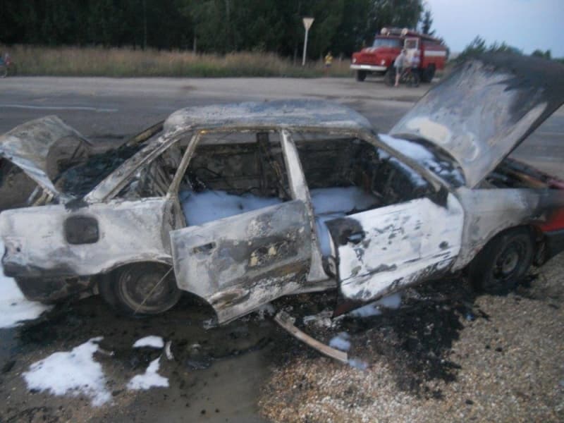 В Лебяжъе сгорела Audi