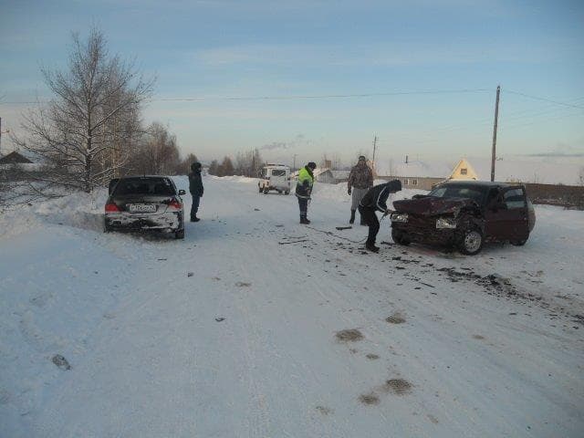Три пожарных машины привлеклись к ликвидации последствий ДТП в Лебяжье