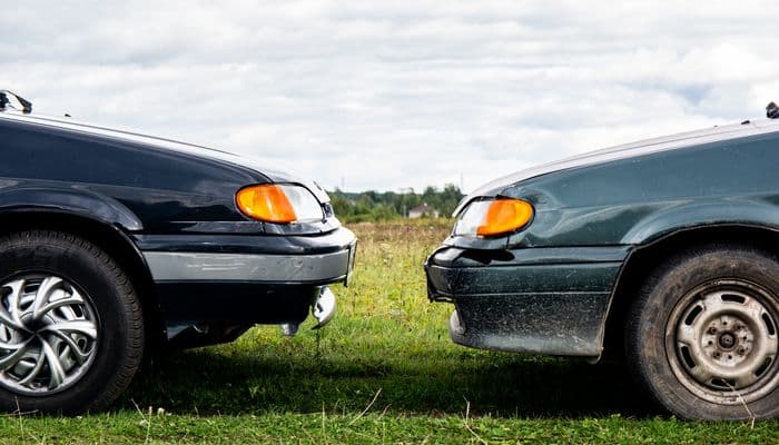 Какая из них хуже, а какая хуже еще: тест-драйв двух «четырок»