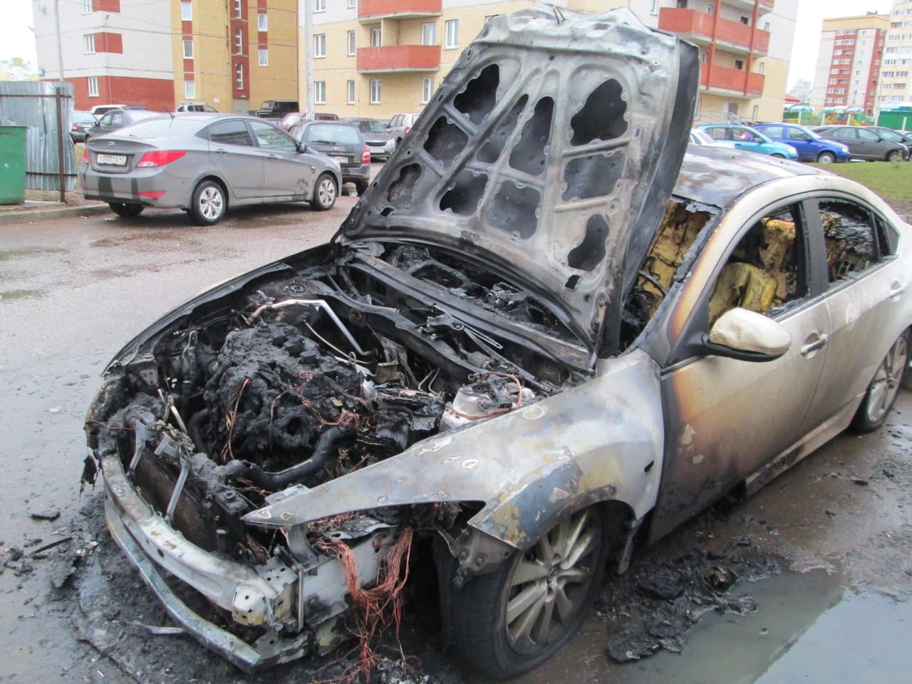 За выходные в Кирове сгорели 3 автомобиля