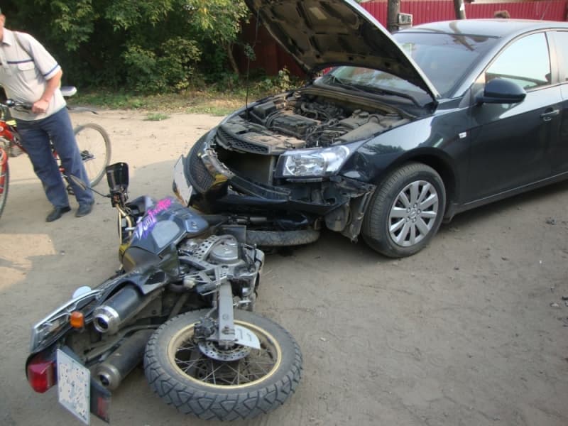 Из-за двойного ДТП дамба Макарья встала в полуторачасовую пробку