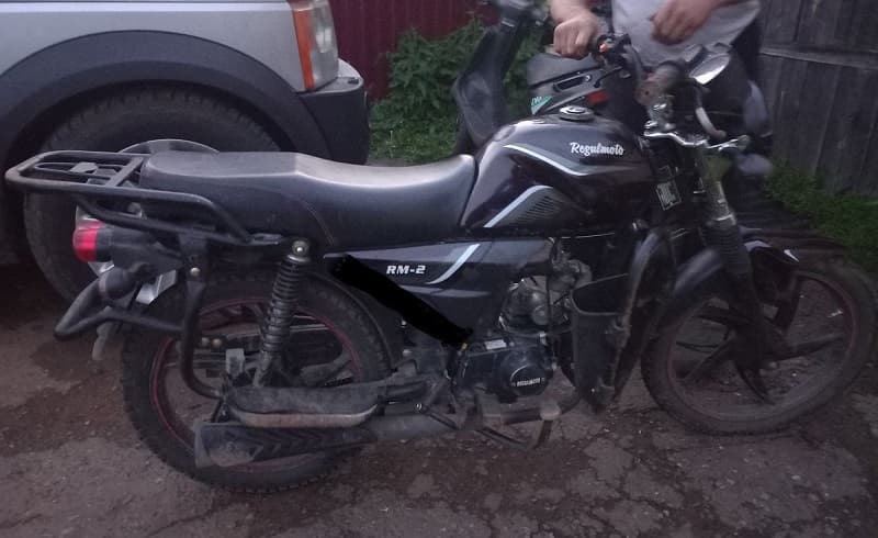 В Кировской области 11-летний мальчик на мопеде сбил 4-летнего ребенка