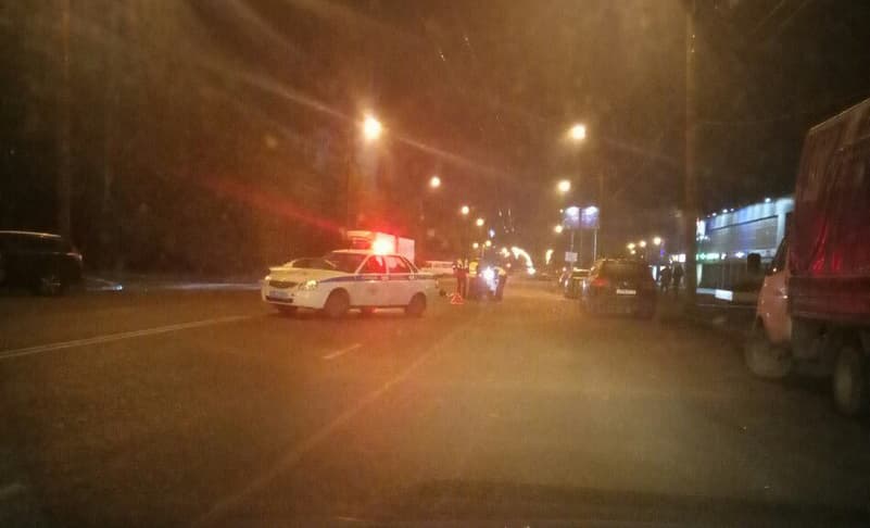 У «Атланта» мотоциклист врезался в Mitsubishi