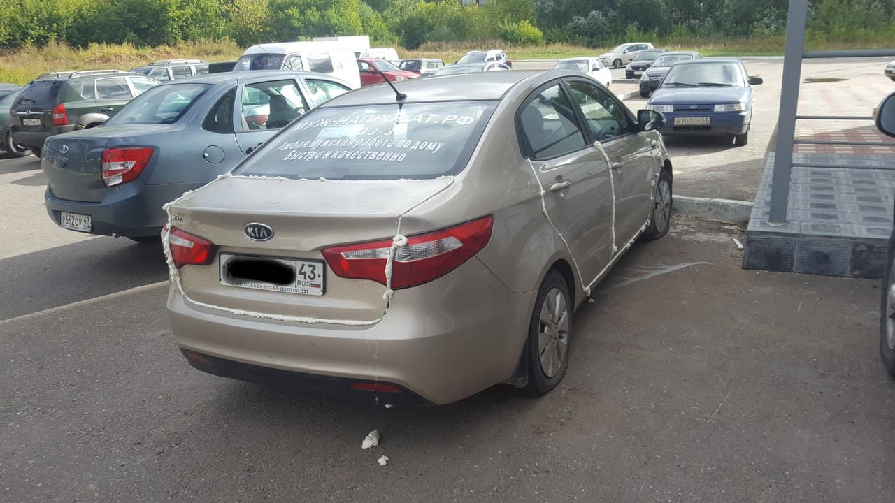 Месть? В Кирове «мужу на час» изуродовали автомобиль