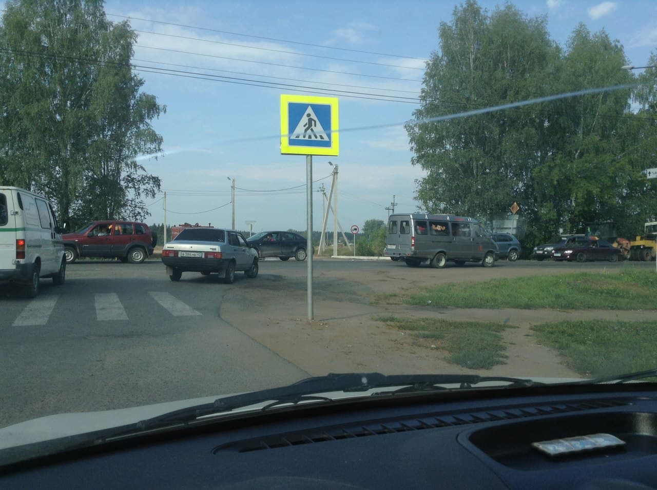 В Нововятск не попасть. Из-за ремонта дороги пробки растягиваются на километры