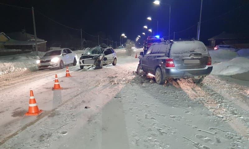 После тройного ДТП между Кировом и Слободским женщина попала в реанимацию