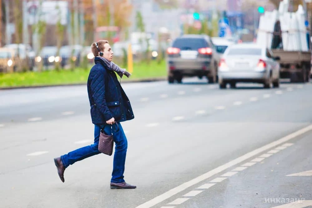 Люди на дороге! Пешеходы игнорируют ПДД