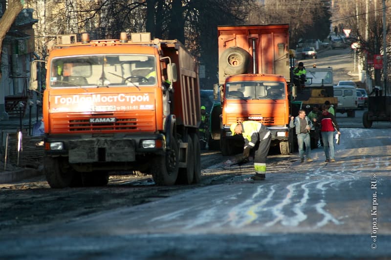 2 дороги из запланированных в Кирове не попали в ремонт на 2018 год