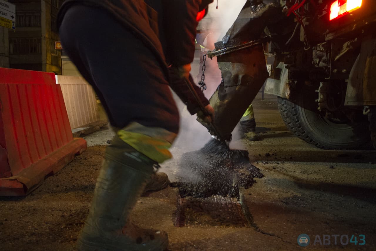 Сегодня в Кирове идет ремонт дорог на 12 улицах