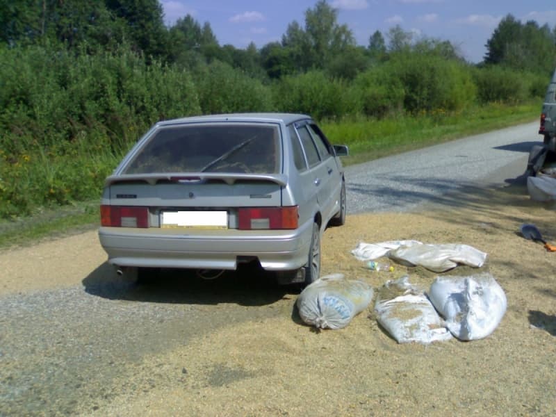 Из-за заноса прицепа погиб пассажир машины, пострадал водитель