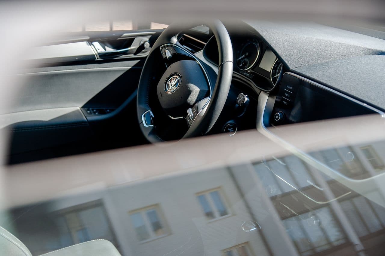 Тест-драйв ŠKODA RAPID 2020: разбираем плюсы и минусы 