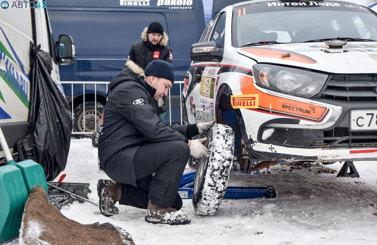 Фоторепортаж "Ралли Вятка 2019": гонщики «взорвали» заснеженную трассу