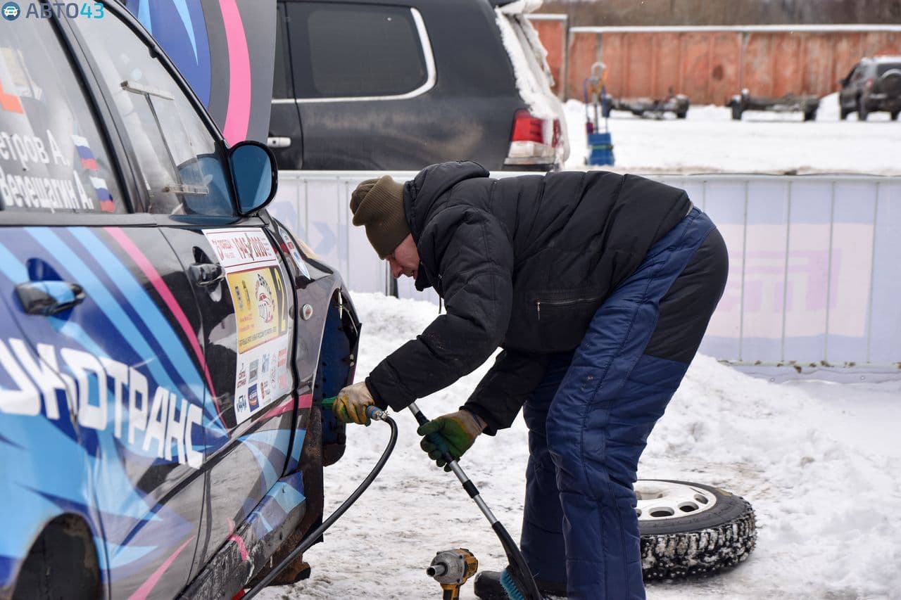 Фоторепортаж "Ралли Вятка 2019": гонщики «взорвали» заснеженную трассу