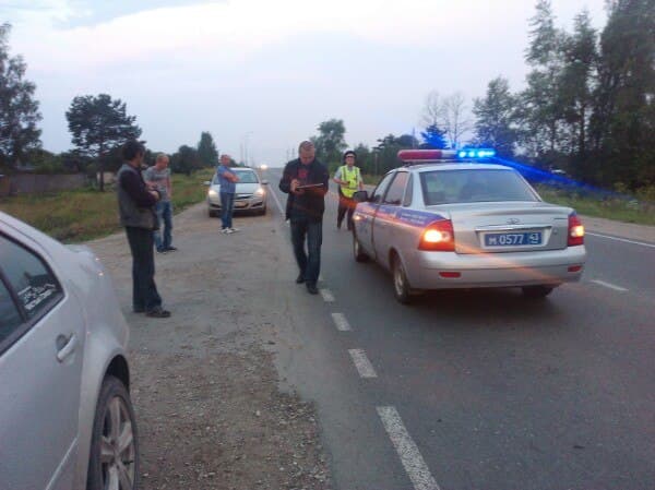 У Лянгасово насмерть сбили мужчину: труп лежал в луже крови посреди дороги