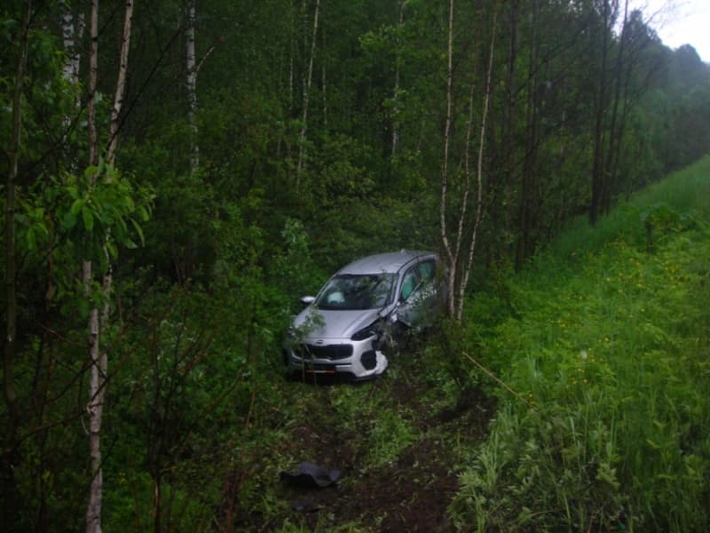 Похоже уснул. Kia выехал на «встречку»