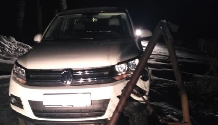 В Нолинском районе пенсионер на кроссовере погиб во время движения