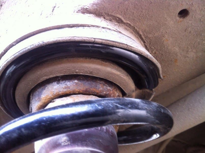 «Болячки у тачки». Hyundai Trajet 2000 года