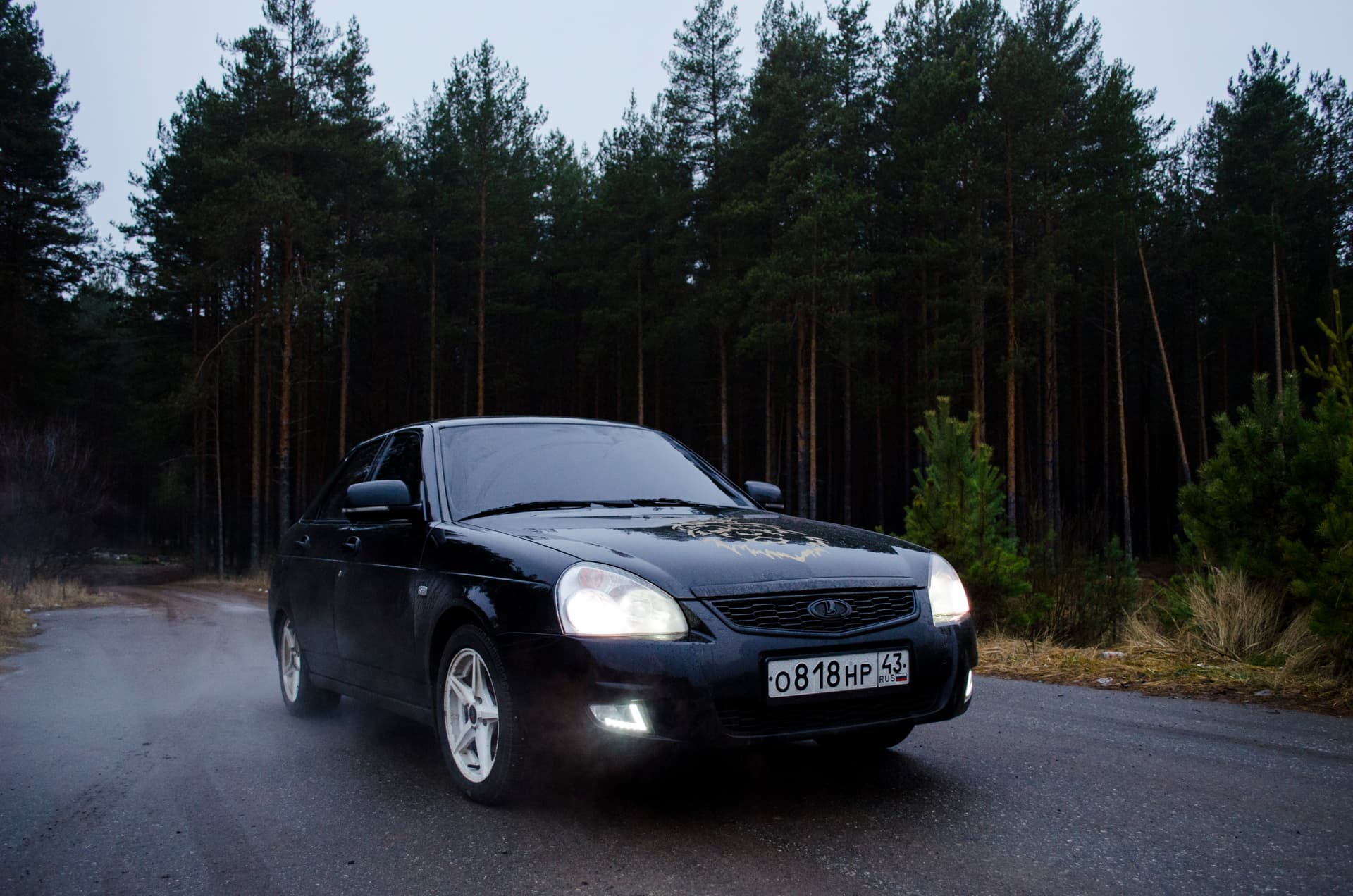 Что происходит с автомобилем, когда он попадает в руки к девушке