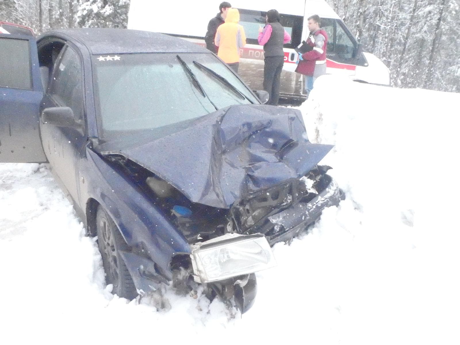 Лобовое на трассе Киров - Малмыж попало на видео