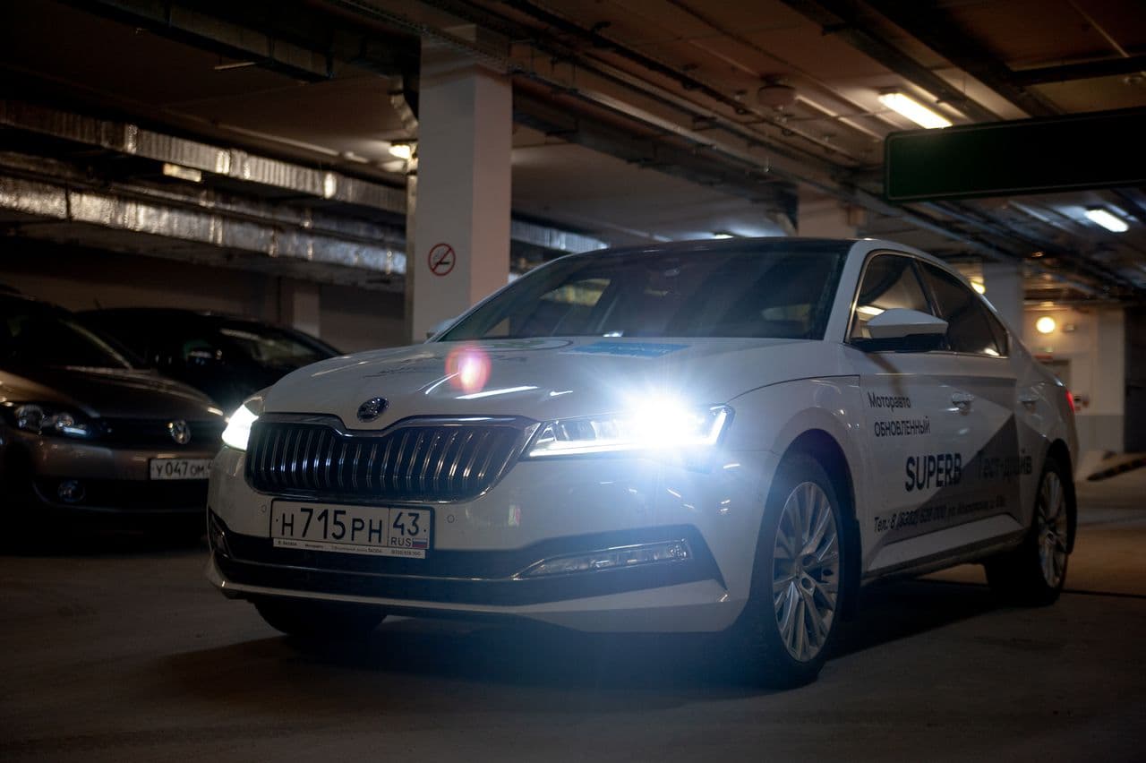 Škoda Superb 2019: Чешский бизнес-класс. Какой же он?