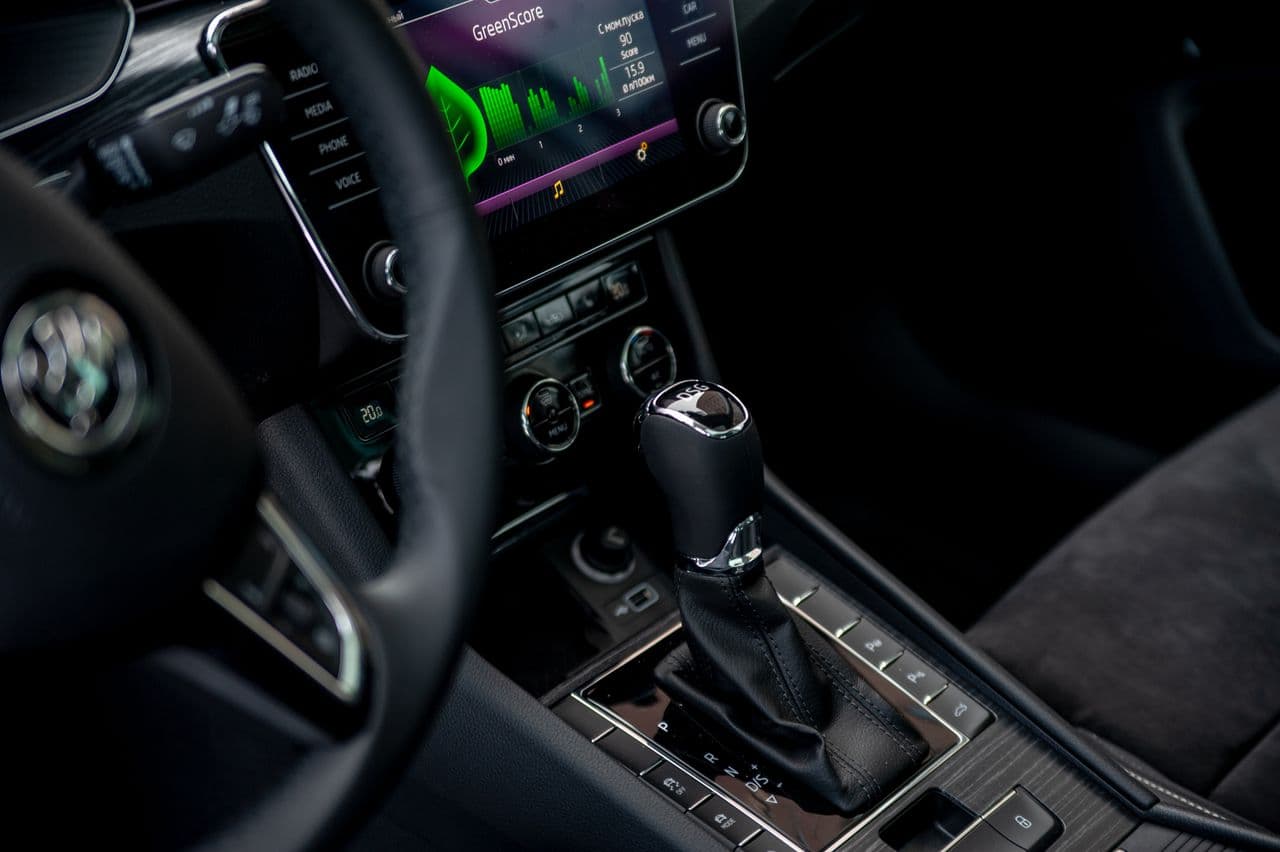 Škoda Superb 2019: Чешский бизнес-класс. Какой же он?