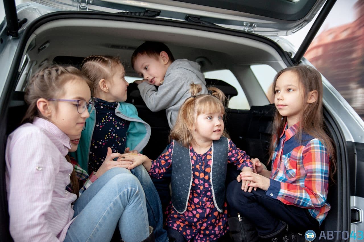 В Кирове состоялась презентация кроссовера ŠKODA KAROQ: подробности и фото новинки