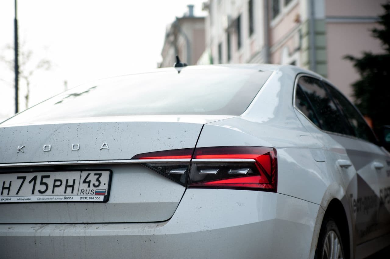 Škoda Superb 2019: Чешский бизнес-класс. Какой же он?