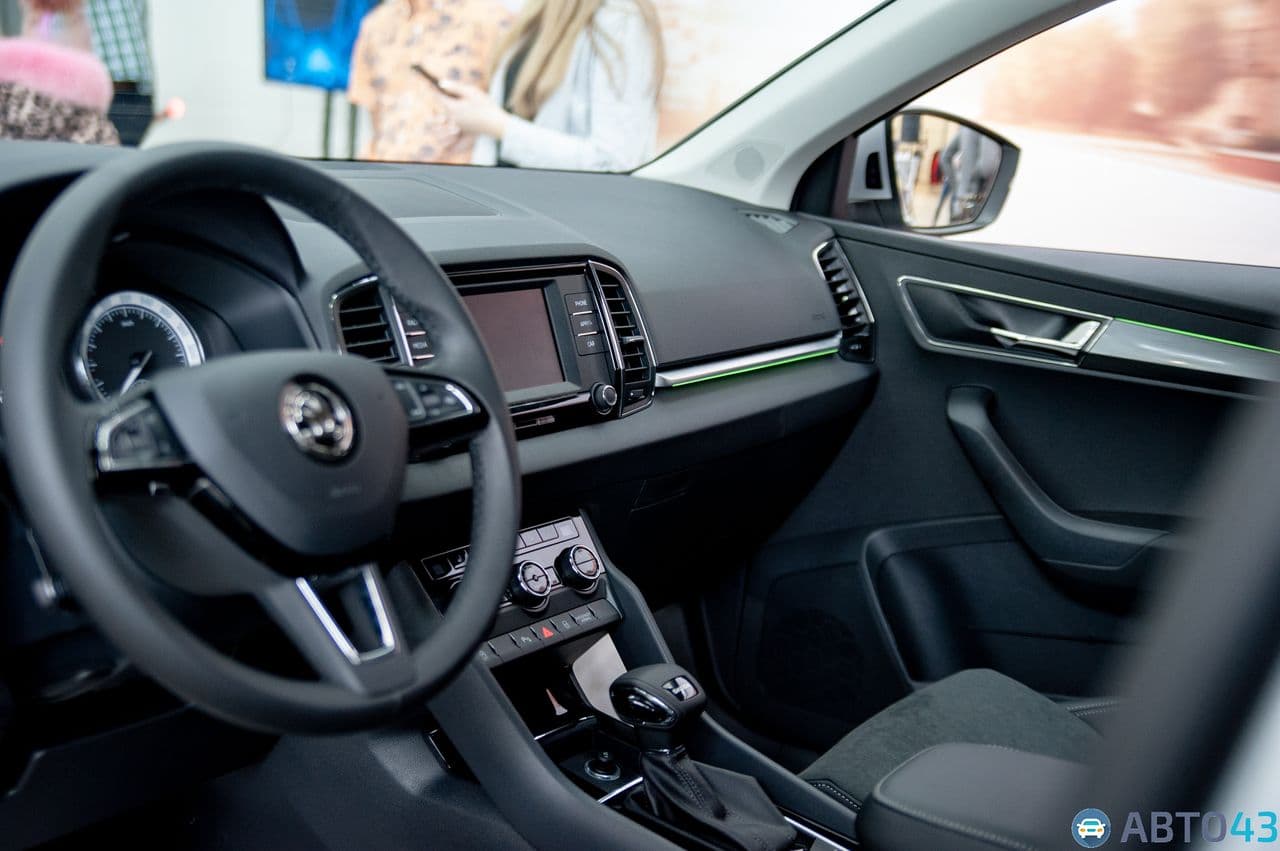 В Кирове состоялась презентация кроссовера ŠKODA KAROQ: подробности и фото новинки