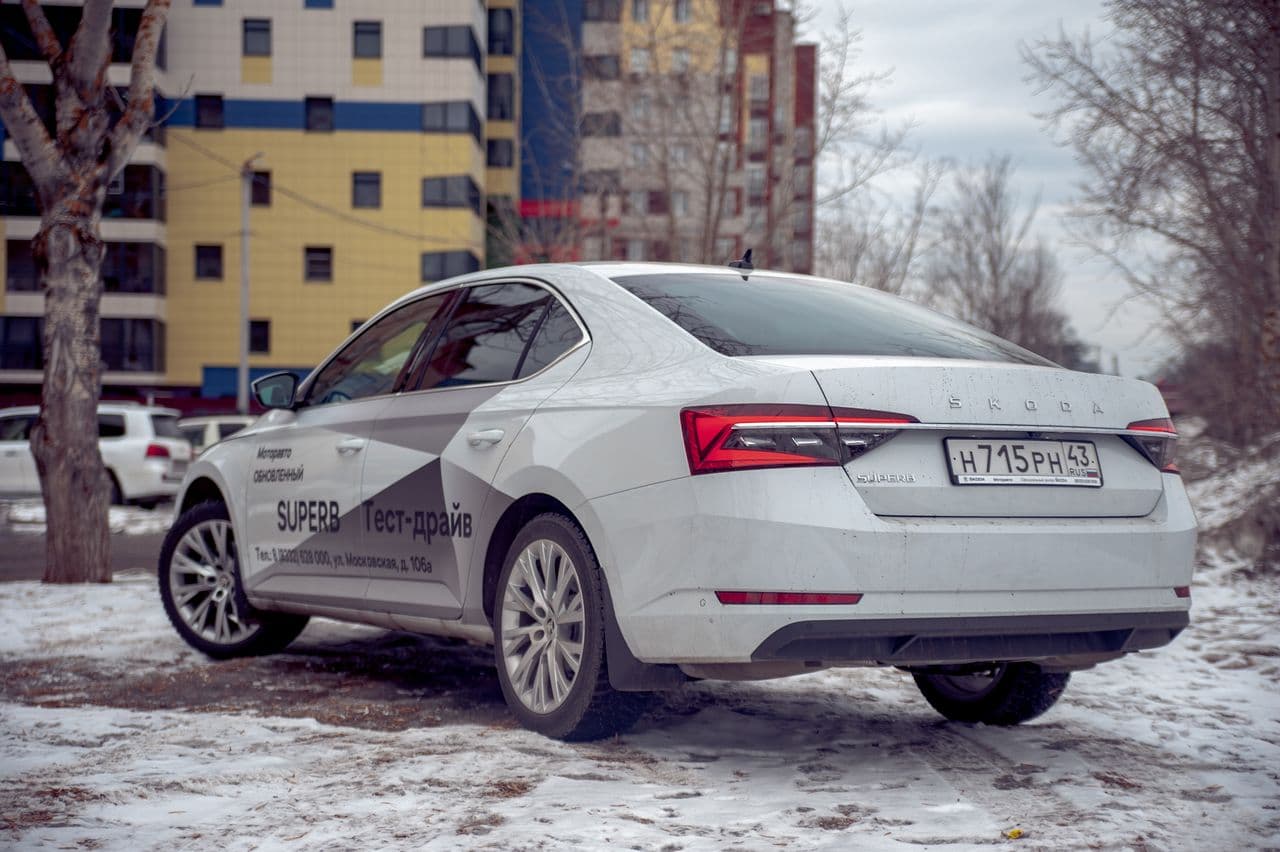 Škoda Superb 2019: Чешский бизнес-класс. Какой же он?