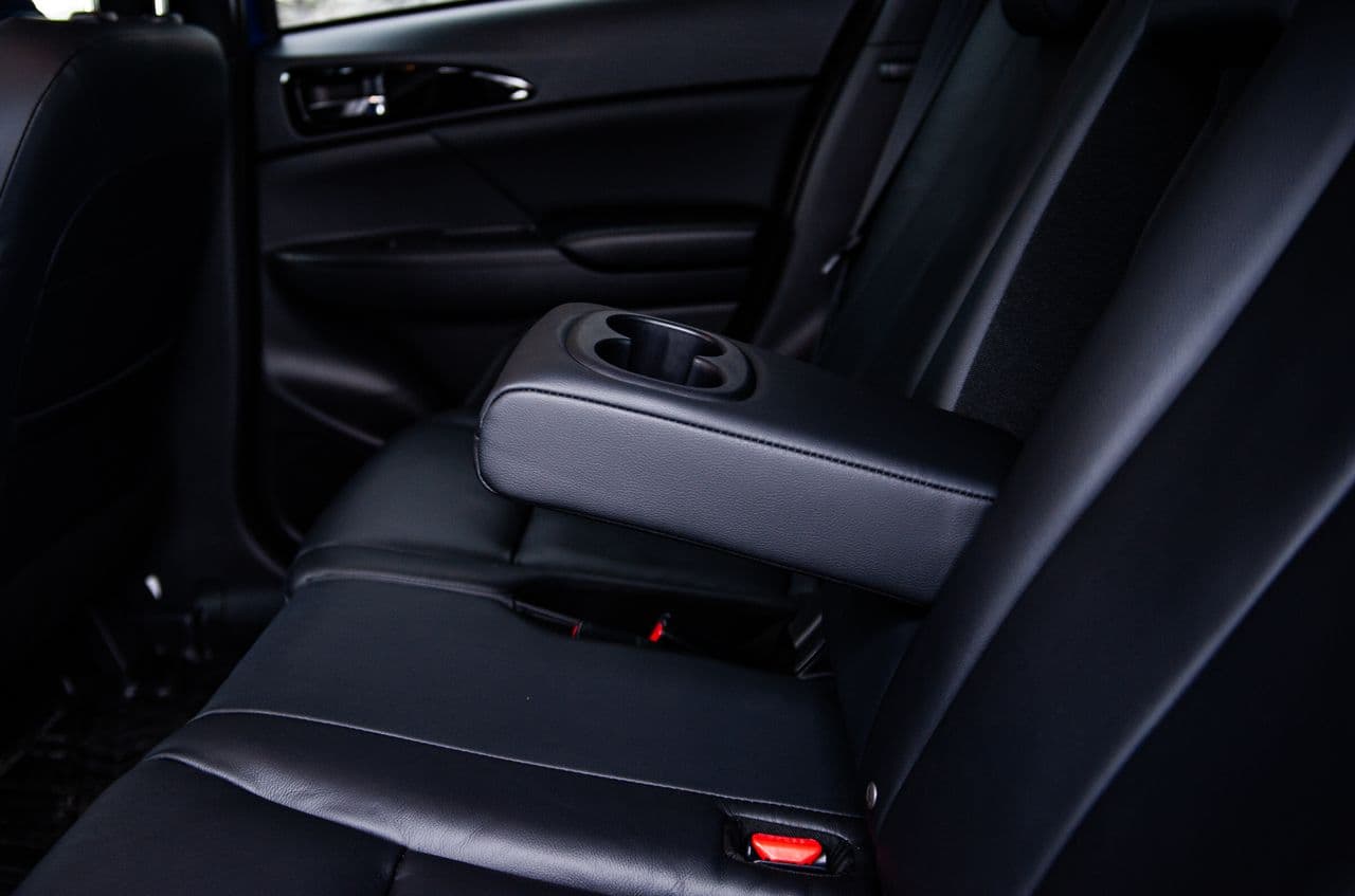 Тест-драйв Mitsubishi Eclipse Cross: дилемма о приставке «Кросс»