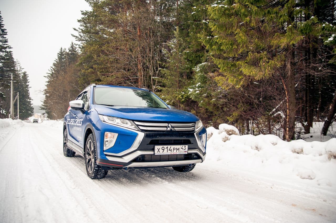 Тест-драйв Mitsubishi Eclipse Cross: дилемма о приставке «Кросс»
