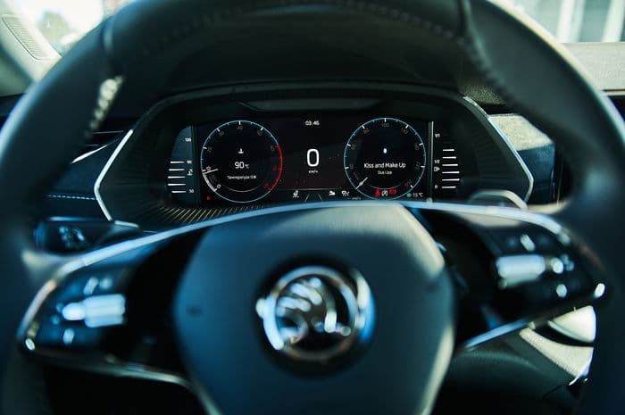 Тест-драйв ŠKODA OCTAVIA A8: «верный семьянин или друг, которому всегда хочется безудержного драйва»?  