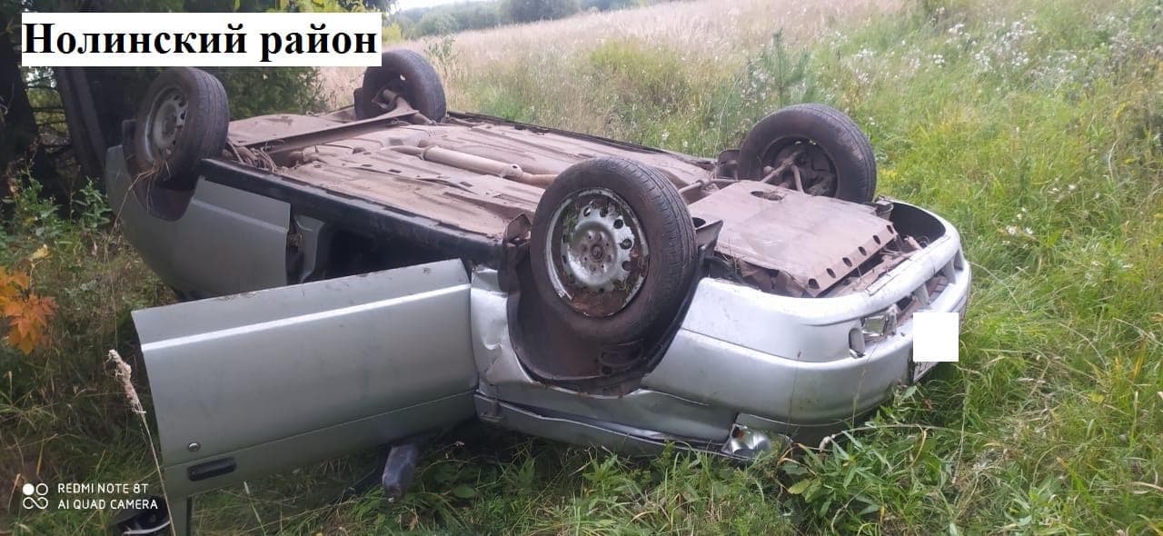 В Кировской области водитель ВАЗа вылетел в кювет