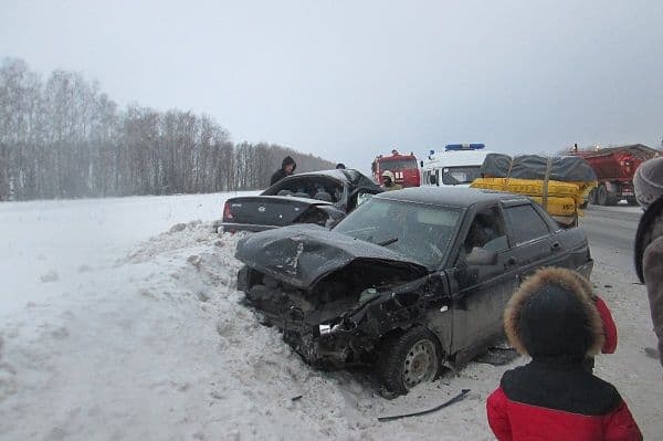 На трассе «Казань-Малмыж» разбилась семья с двумя малолетними детьми